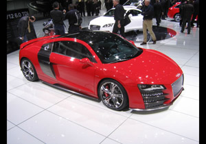 Audi R8 TDI Le Mans Concept - V12 TDI 6.0 litre turbocharger Diesel 500HP